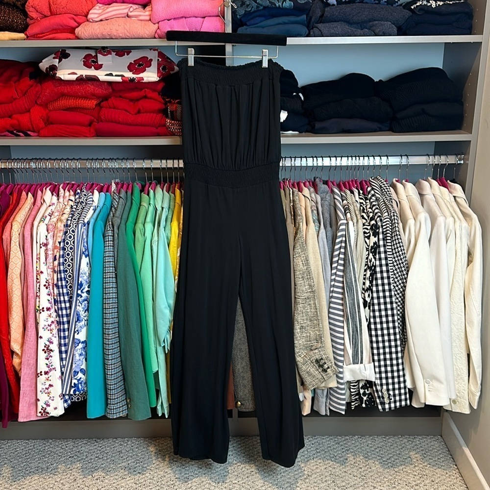 Mossimo Supply Co. black sleeveless black jumpsuit size S